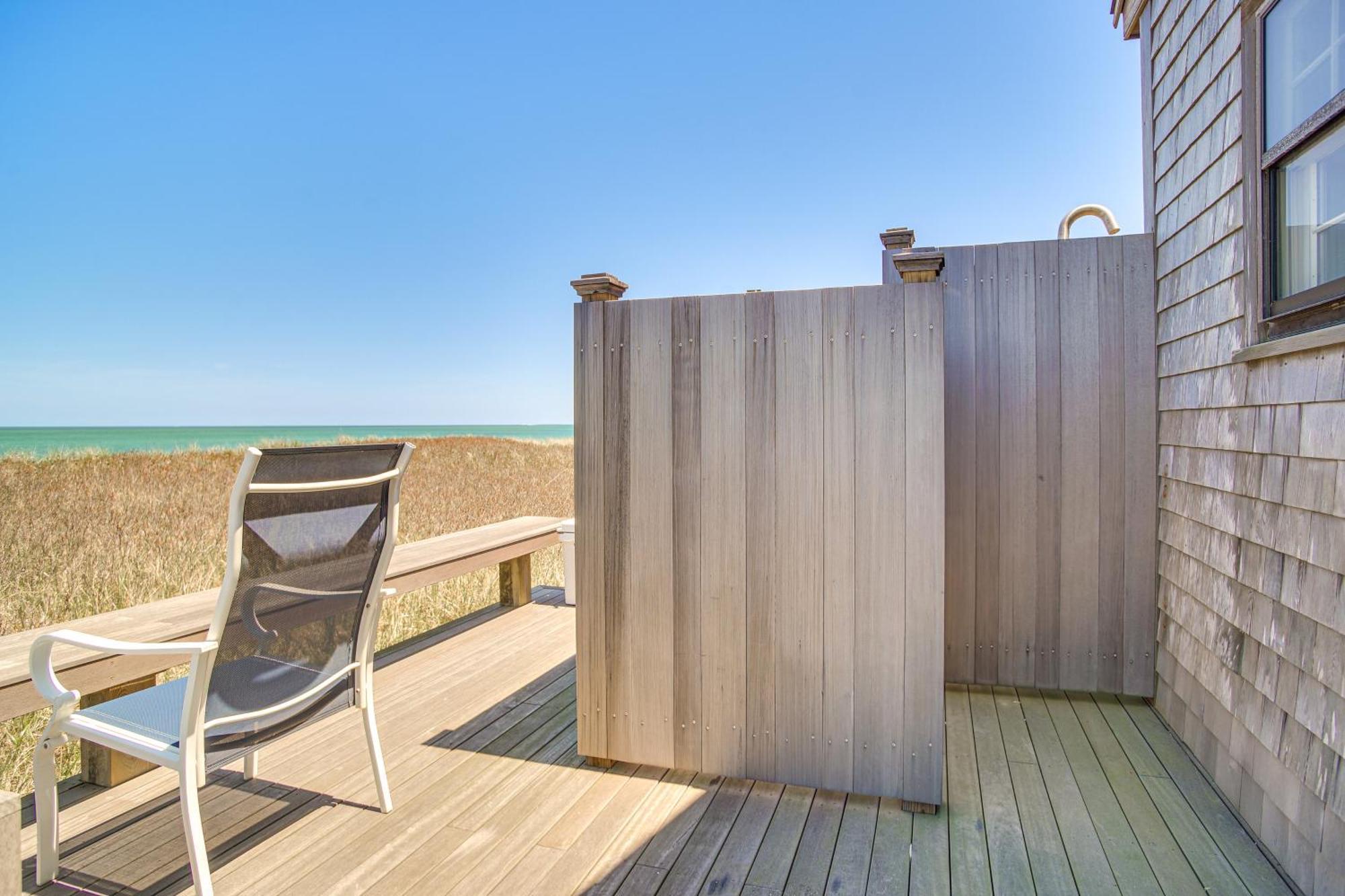 Nantucket Beach House With Ocean Views Near Town! Exterior photo