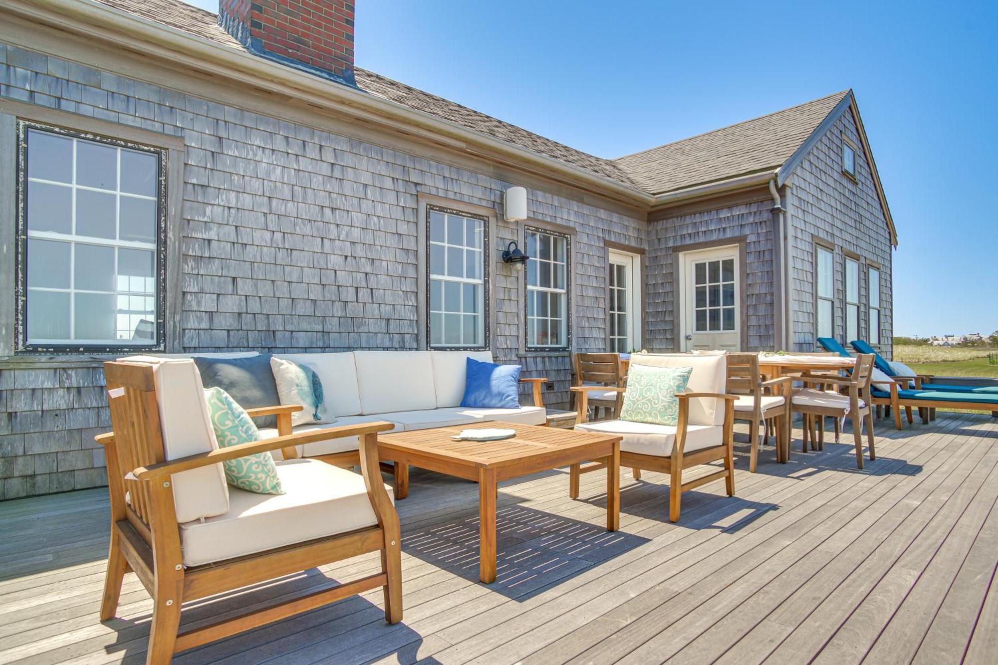 Nantucket Beach House With Ocean Views Near Town! Exterior photo